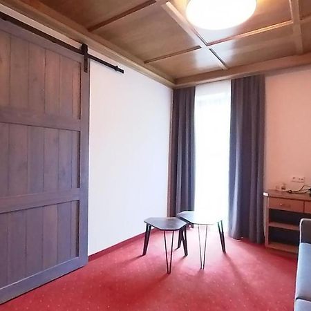 Hotel Blizz ฟิงเคนแบร์ก ภายนอก รูปภาพ