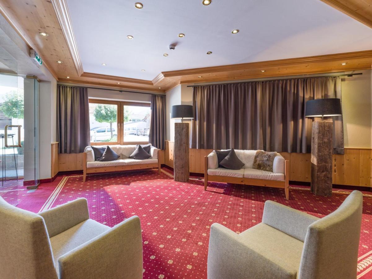 Hotel Blizz ฟิงเคนแบร์ก ภายนอก รูปภาพ