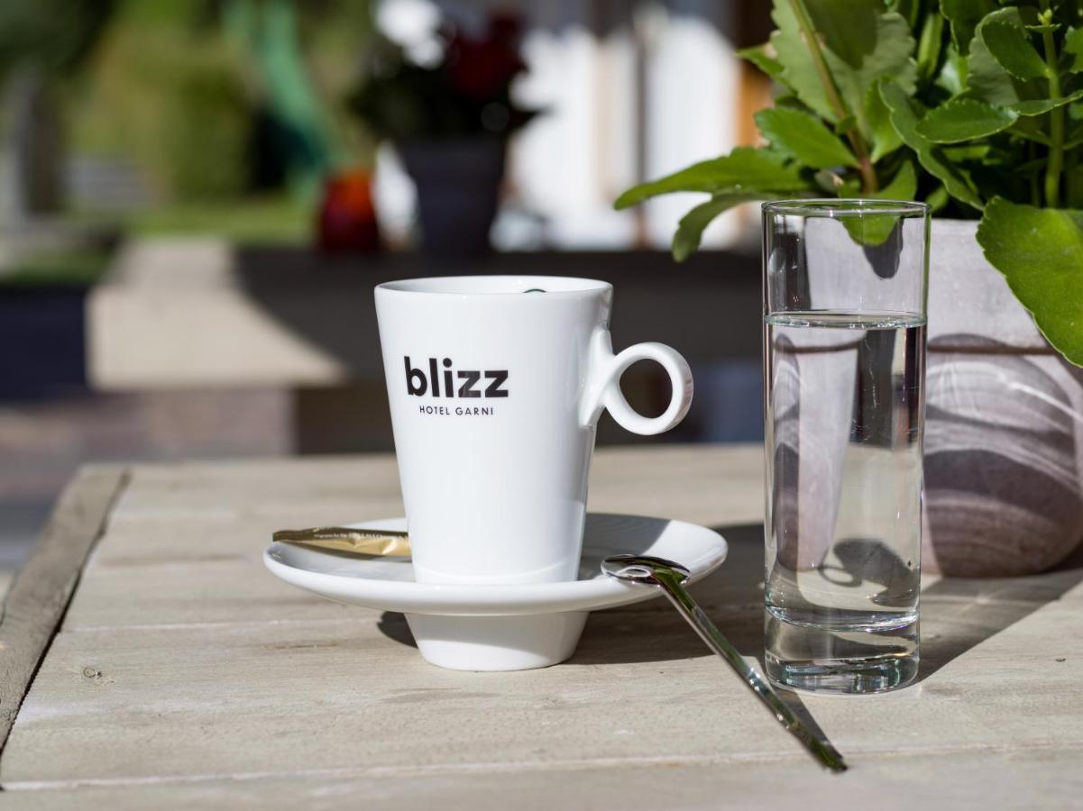 Hotel Blizz ฟิงเคนแบร์ก ภายนอก รูปภาพ